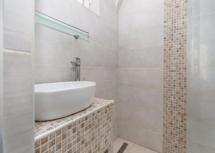 Appartement Three Bedroom With Terrace