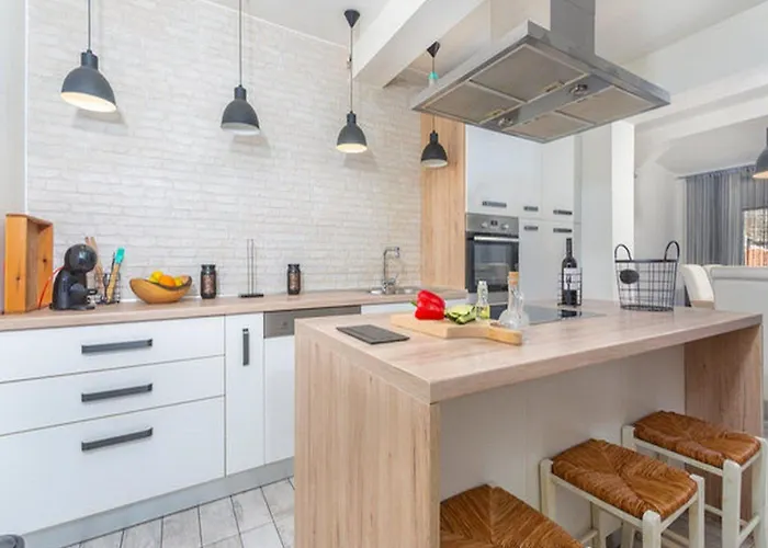 Three Bedroom With Terrace Appartement Kastav